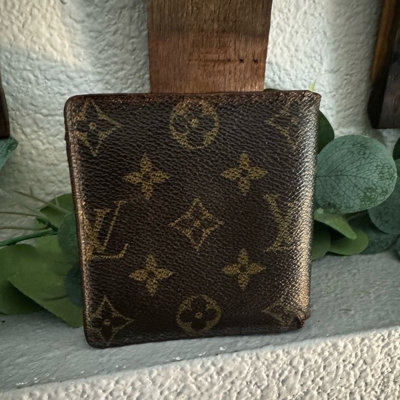 - Louis Vuitton, men's monogram, bifold, wallet, vintage - Picture 3 of 17